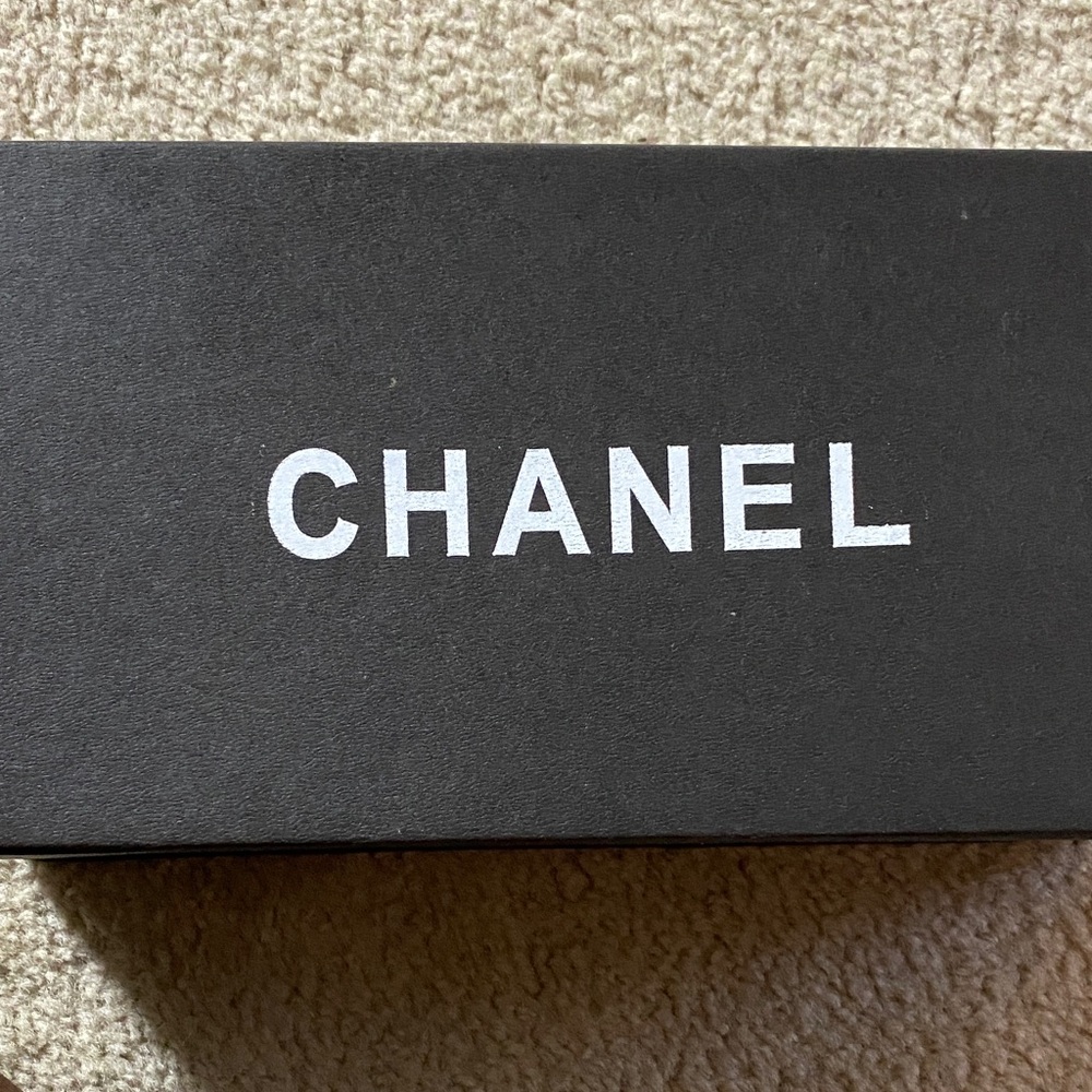 CHANEL Black Gift Box